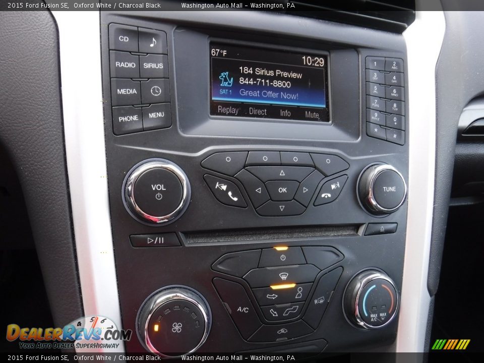 2015 Ford Fusion SE Oxford White / Charcoal Black Photo #3