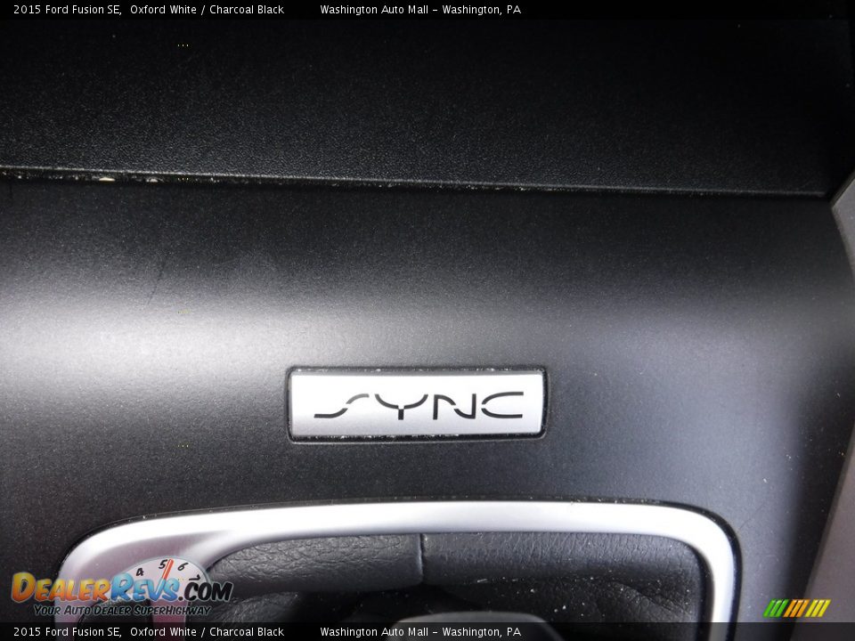 2015 Ford Fusion SE Oxford White / Charcoal Black Photo #7