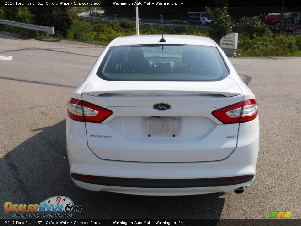 2015 Ford Fusion SE Oxford White / Charcoal Black Photo #12