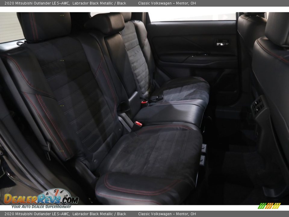 2020 Mitsubishi Outlander LE S-AWC Labrador Black Metallic / Black Photo #18
