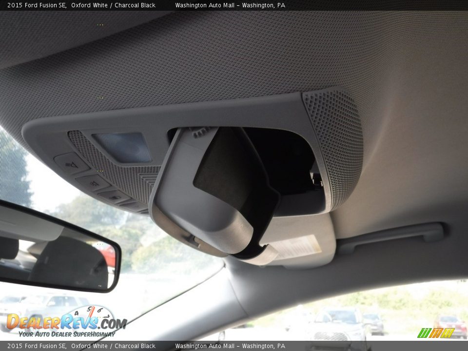 2015 Ford Fusion SE Oxford White / Charcoal Black Photo #20