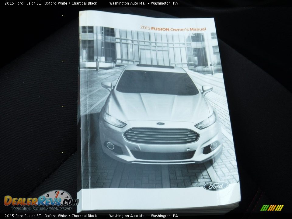 2015 Ford Fusion SE Oxford White / Charcoal Black Photo #25