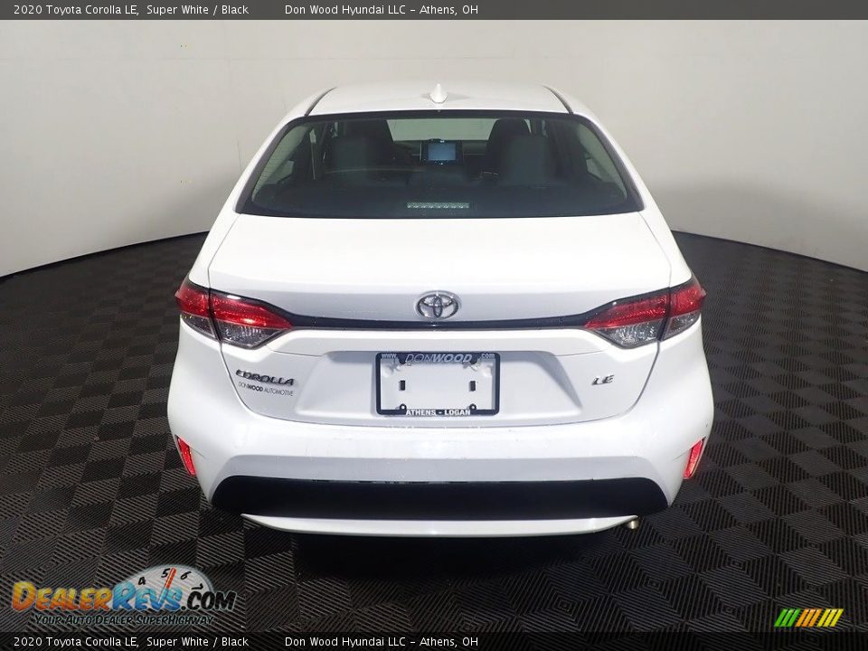 2020 Toyota Corolla LE Super White / Black Photo #11