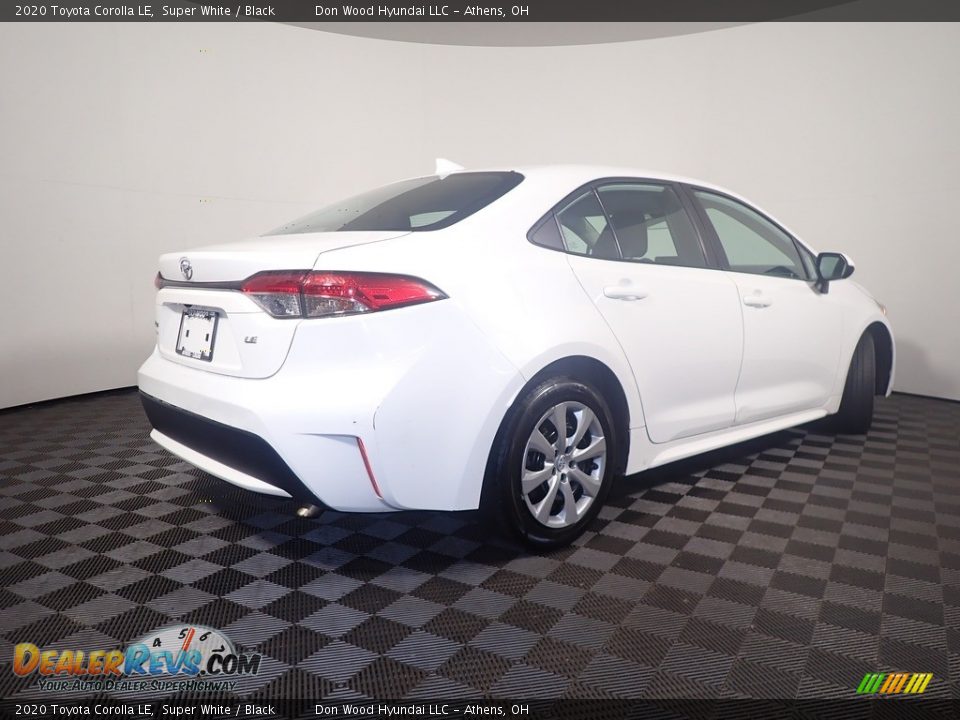 2020 Toyota Corolla LE Super White / Black Photo #14
