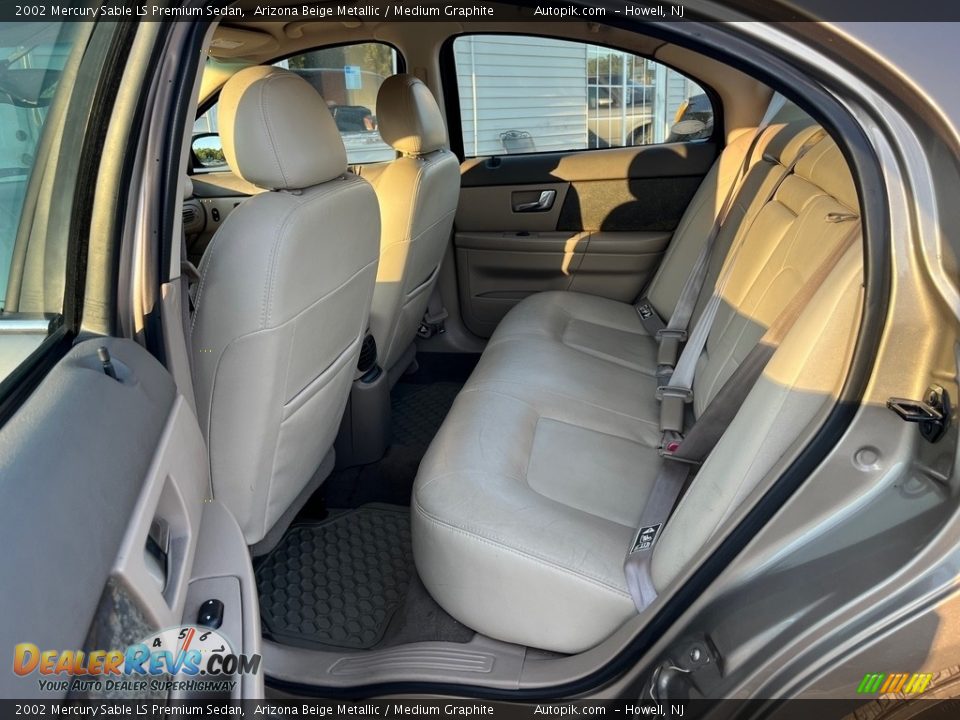 2002 Mercury Sable LS Premium Sedan Arizona Beige Metallic / Medium Graphite Photo #15