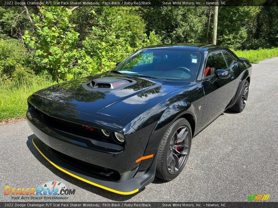 Front 3/4 View of 2022 Dodge Challenger R/T Scat Pack Shaker Widebody Photo #2