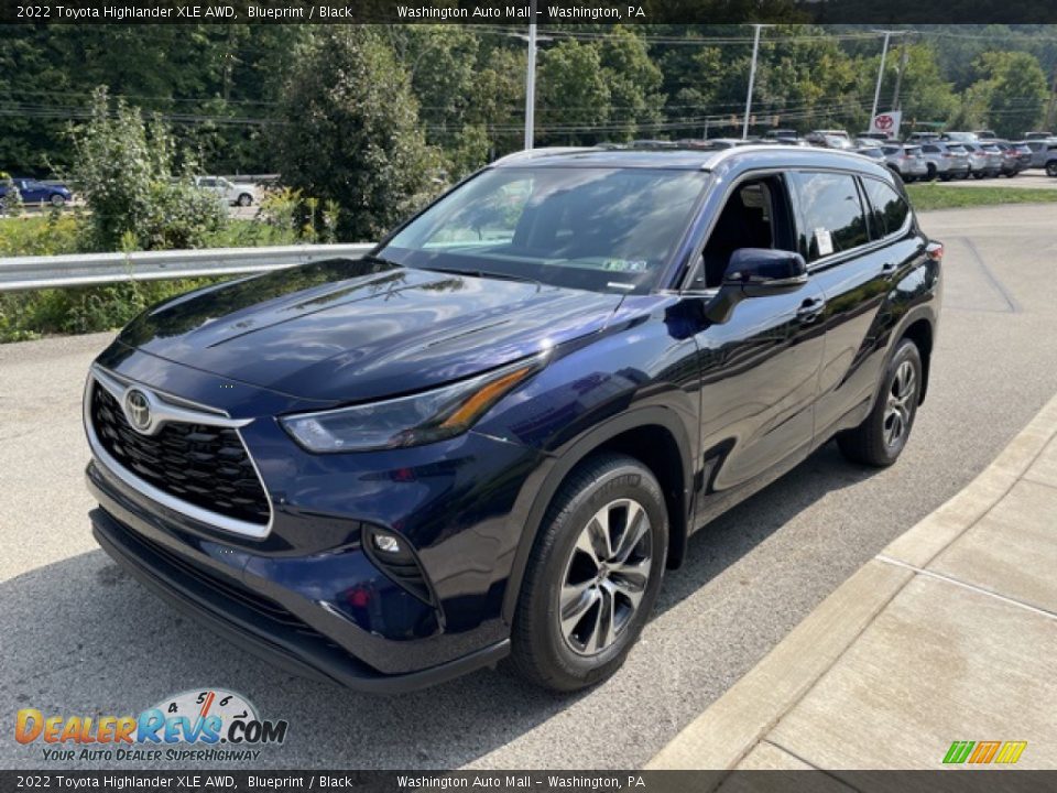 2022 Toyota Highlander XLE AWD Blueprint / Black Photo #7