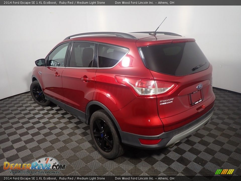 2014 Ford Escape SE 1.6L EcoBoost Ruby Red / Medium Light Stone Photo #12