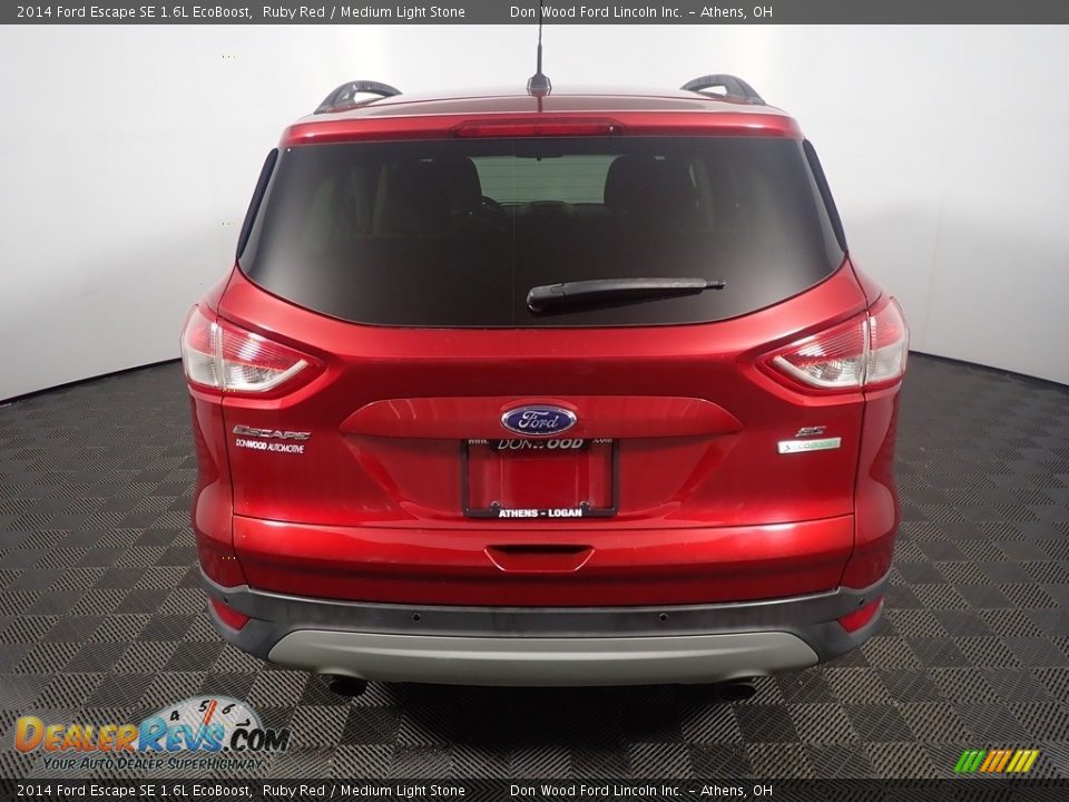 2014 Ford Escape SE 1.6L EcoBoost Ruby Red / Medium Light Stone Photo #13