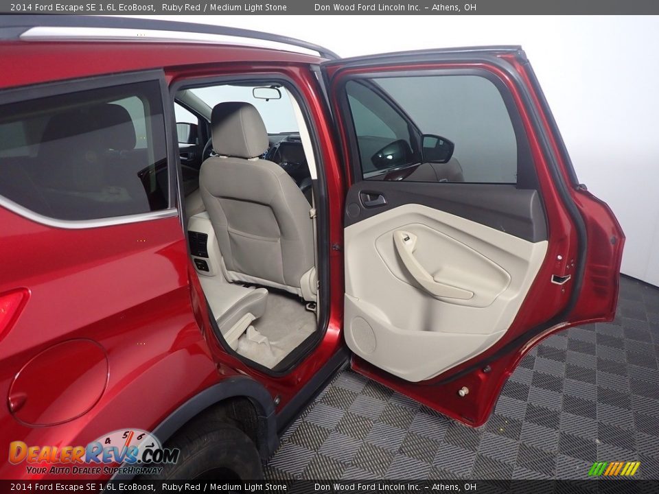 2014 Ford Escape SE 1.6L EcoBoost Ruby Red / Medium Light Stone Photo #35