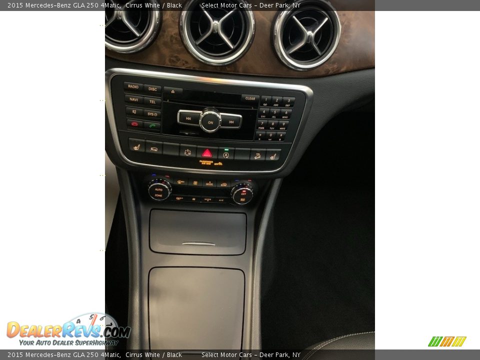 2015 Mercedes-Benz GLA 250 4Matic Cirrus White / Black Photo #13