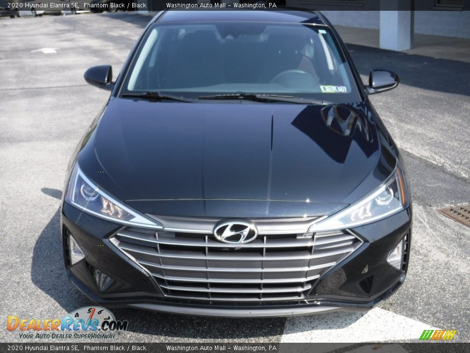 2020 Hyundai Elantra SE Phantom Black / Black Photo #4