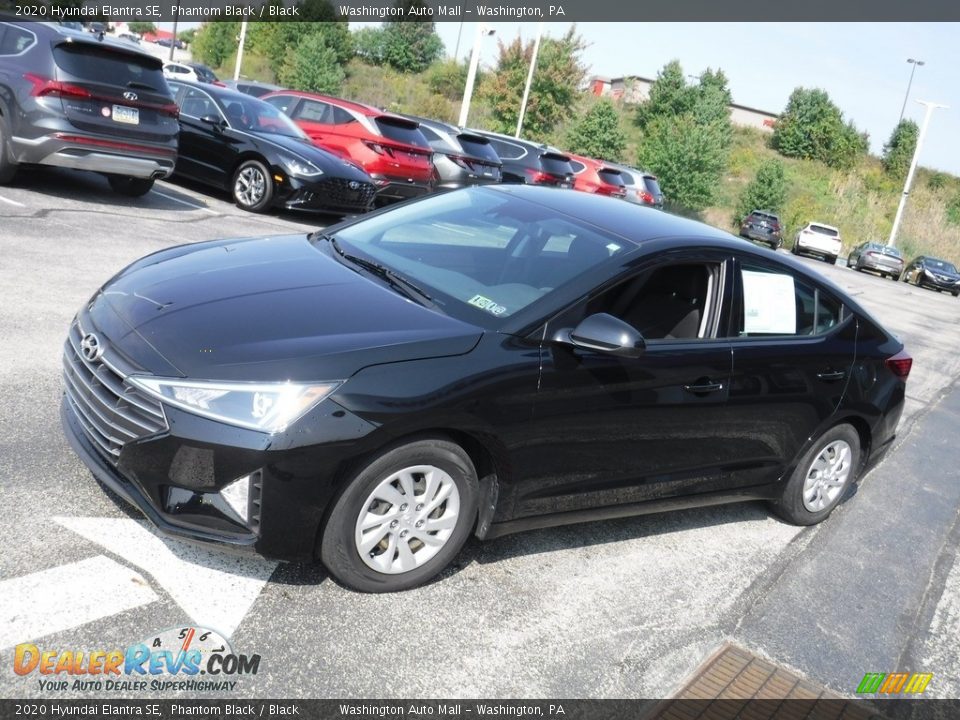 2020 Hyundai Elantra SE Phantom Black / Black Photo #5