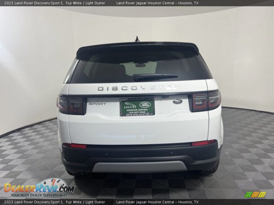 2023 Land Rover Discovery Sport S Fuji White / Light Oyster Photo #6