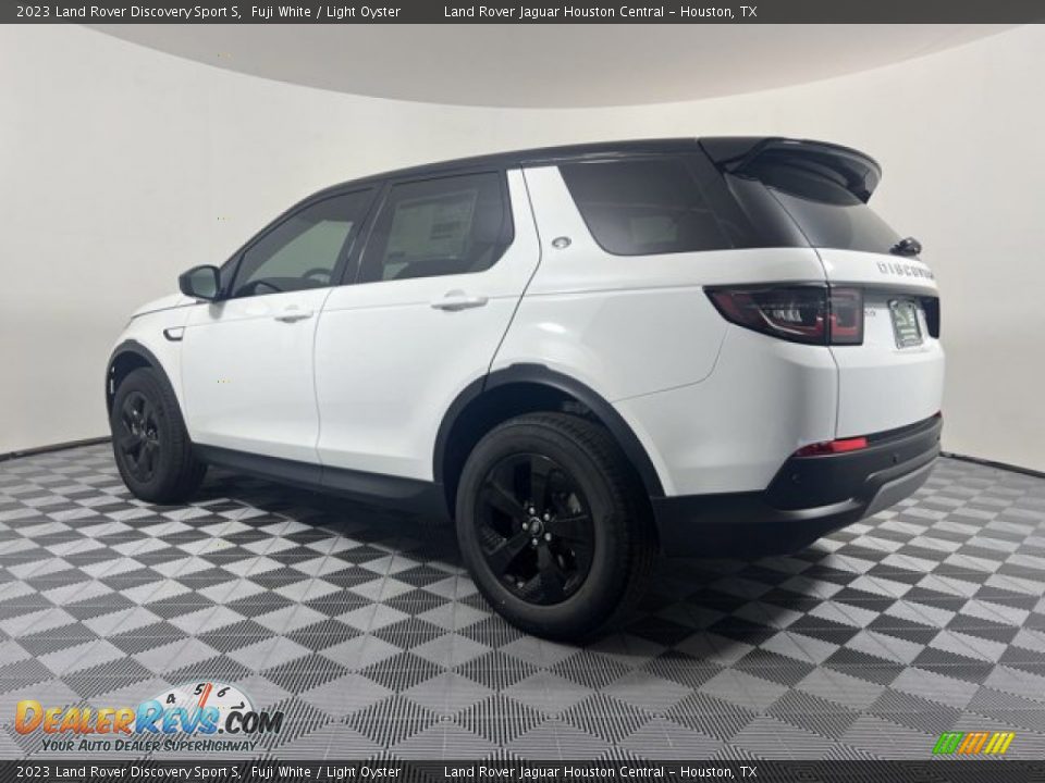 2023 Land Rover Discovery Sport S Fuji White / Light Oyster Photo #9