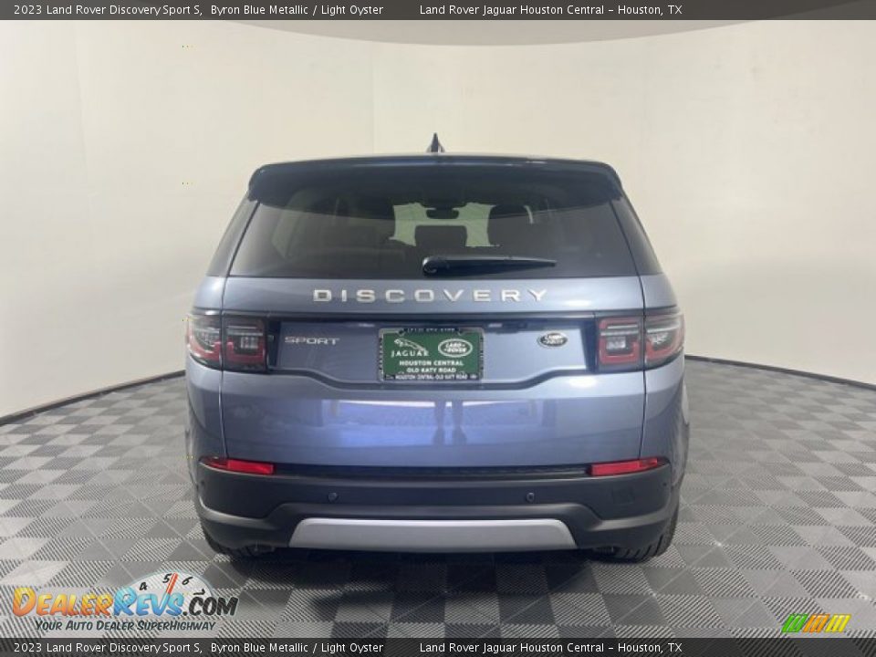 2023 Land Rover Discovery Sport S Byron Blue Metallic / Light Oyster Photo #6