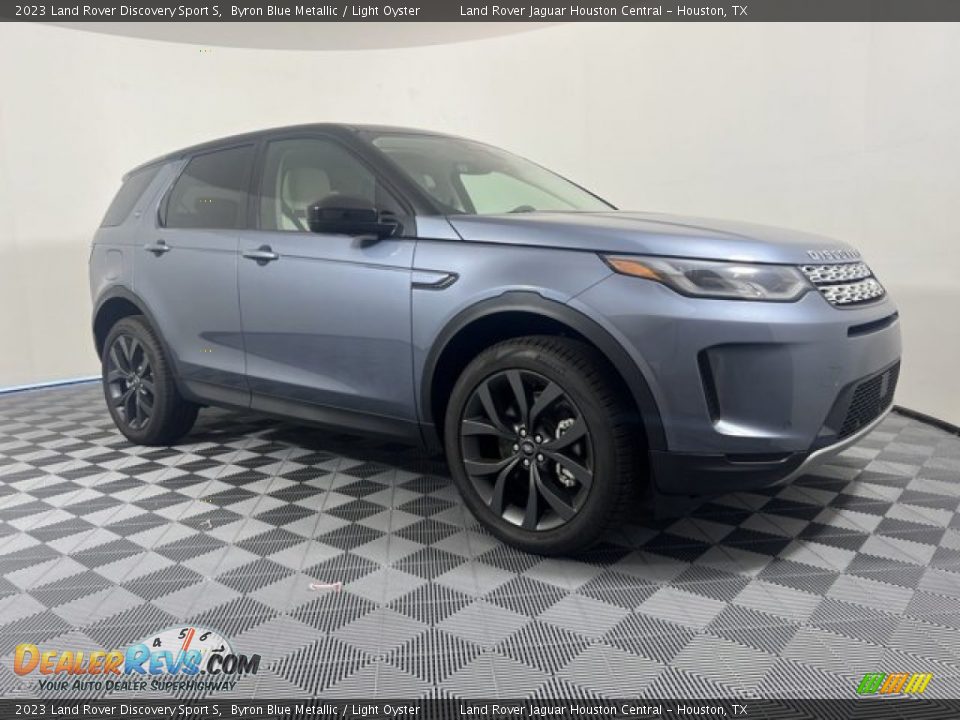 2023 Land Rover Discovery Sport S Byron Blue Metallic / Light Oyster Photo #10