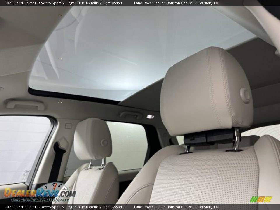 Sunroof of 2023 Land Rover Discovery Sport S Photo #22