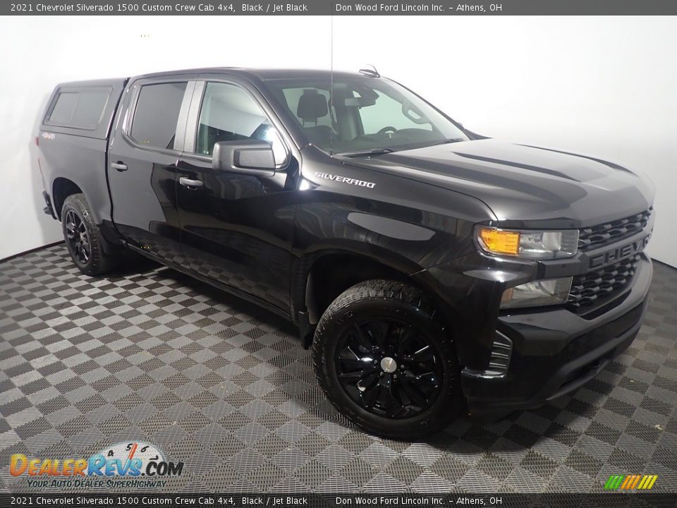 2021 Chevrolet Silverado 1500 Custom Crew Cab 4x4 Black / Jet Black Photo #3