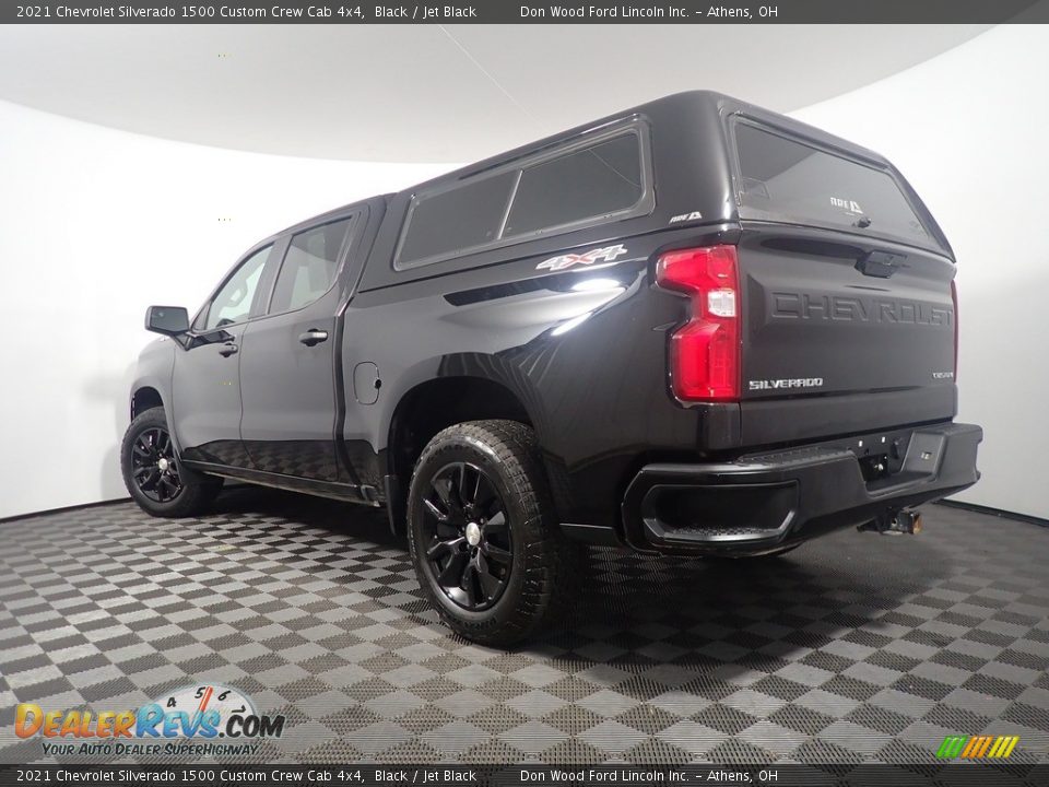 2021 Chevrolet Silverado 1500 Custom Crew Cab 4x4 Black / Jet Black Photo #11