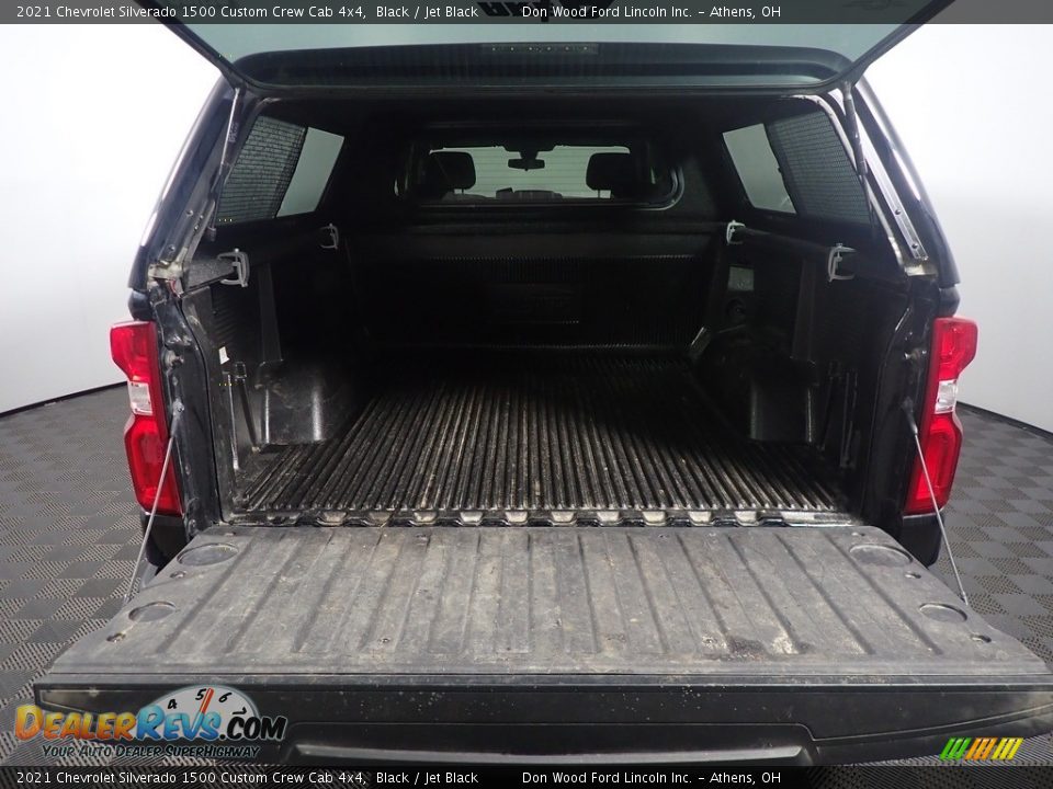 2021 Chevrolet Silverado 1500 Custom Crew Cab 4x4 Black / Jet Black Photo #14