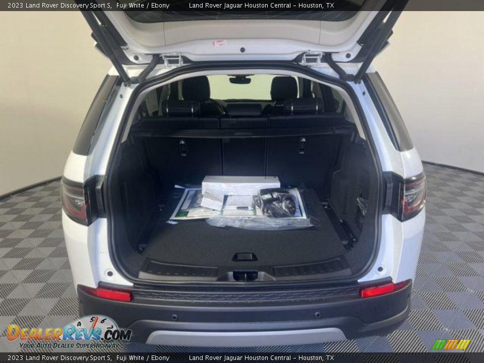 2023 Land Rover Discovery Sport S Fuji White / Ebony Photo #24