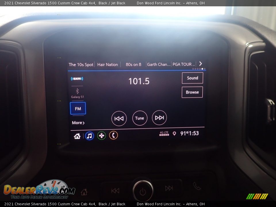 2021 Chevrolet Silverado 1500 Custom Crew Cab 4x4 Black / Jet Black Photo #23