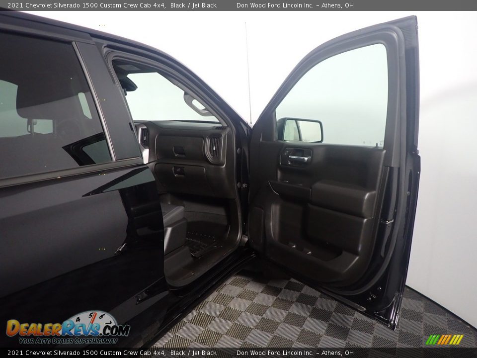 2021 Chevrolet Silverado 1500 Custom Crew Cab 4x4 Black / Jet Black Photo #35
