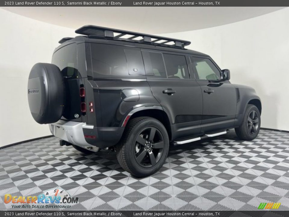 2023 Land Rover Defender 110 S Santorini Black Metallic / Ebony Photo #2