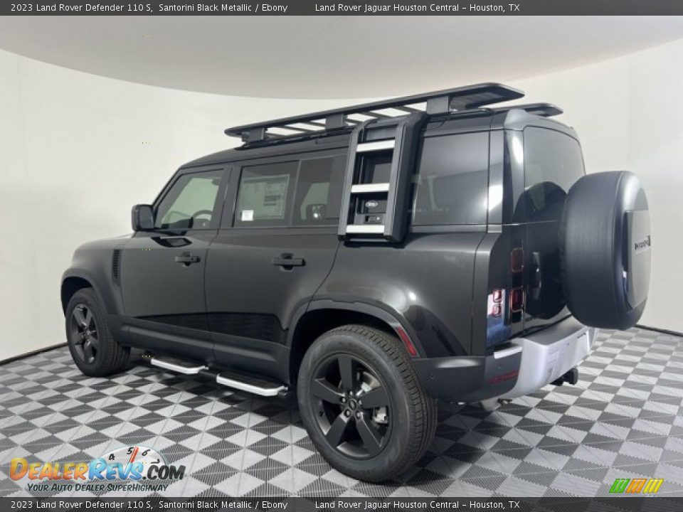 2023 Land Rover Defender 110 S Santorini Black Metallic / Ebony Photo #24