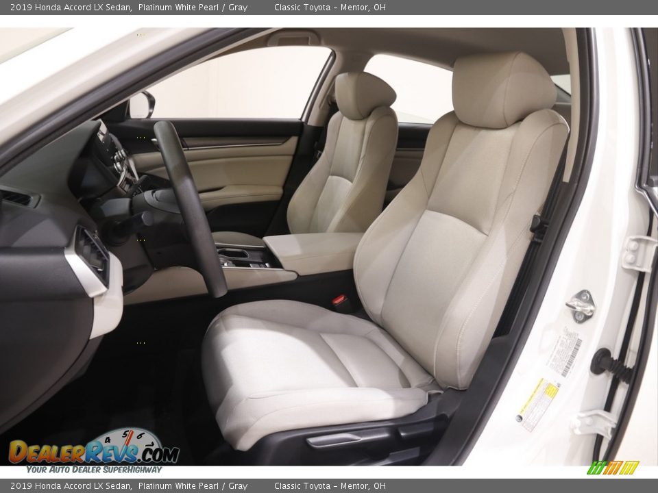 2019 Honda Accord LX Sedan Platinum White Pearl / Gray Photo #5