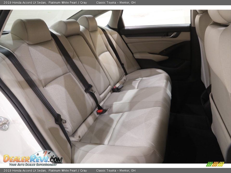 2019 Honda Accord LX Sedan Platinum White Pearl / Gray Photo #16