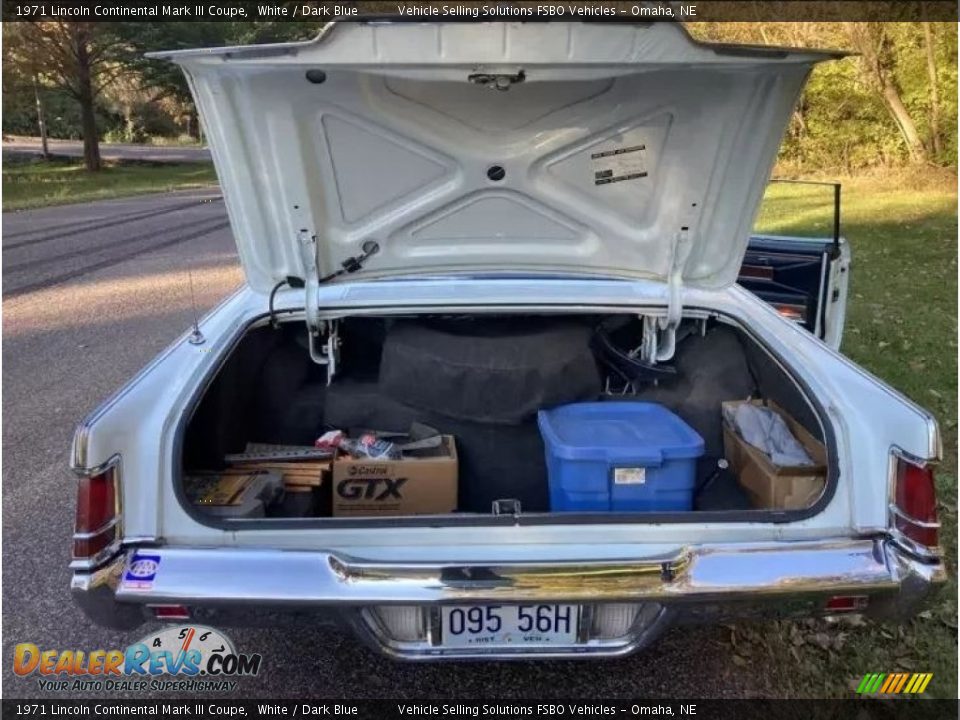 1971 Lincoln Continental Mark III Coupe Trunk Photo #8