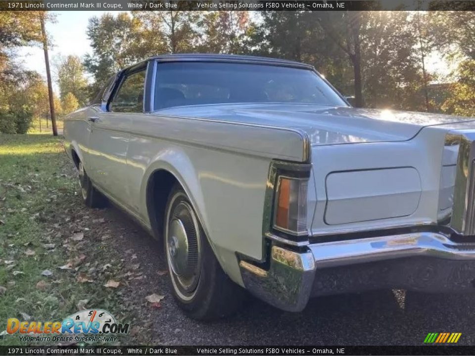 White 1971 Lincoln Continental Mark III Coupe Photo #22