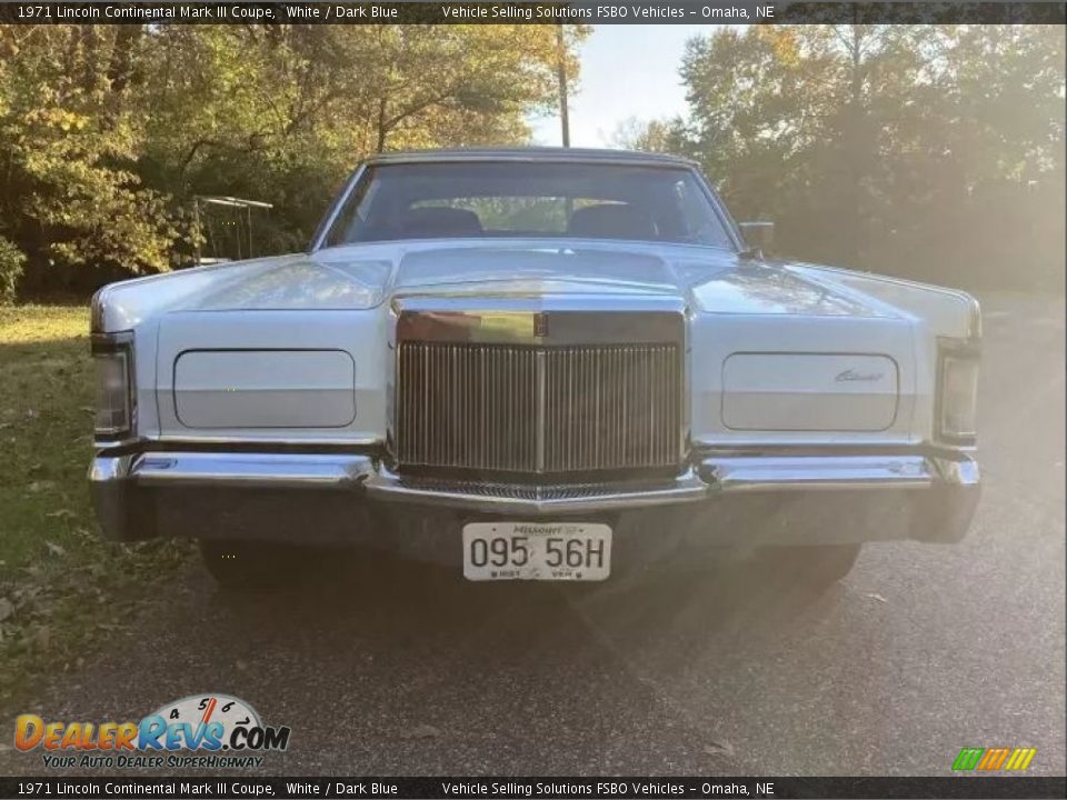 White 1971 Lincoln Continental Mark III Coupe Photo #23