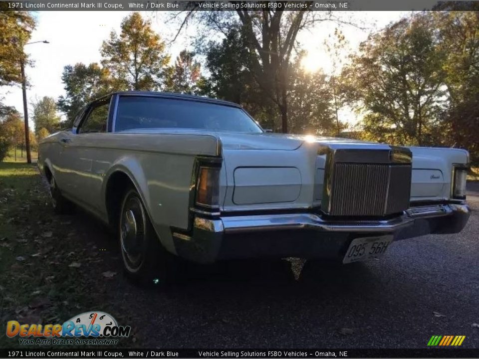 White 1971 Lincoln Continental Mark III Coupe Photo #24