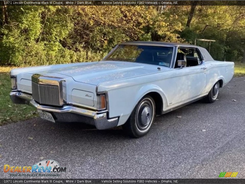 White 1971 Lincoln Continental Mark III Coupe Photo #25
