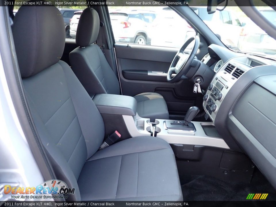 2011 Ford Escape XLT 4WD Ingot Silver Metallic / Charcoal Black Photo #16