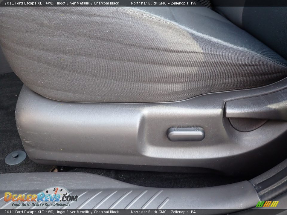 2011 Ford Escape XLT 4WD Ingot Silver Metallic / Charcoal Black Photo #22