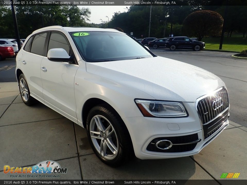 Front 3/4 View of 2016 Audi Q5 3.0 TDI Premium Plus quattro Photo #8