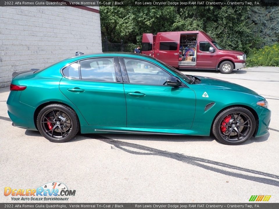 Verde Montreal Tri-Coat 2022 Alfa Romeo Giulia Quadrifoglio Photo #6