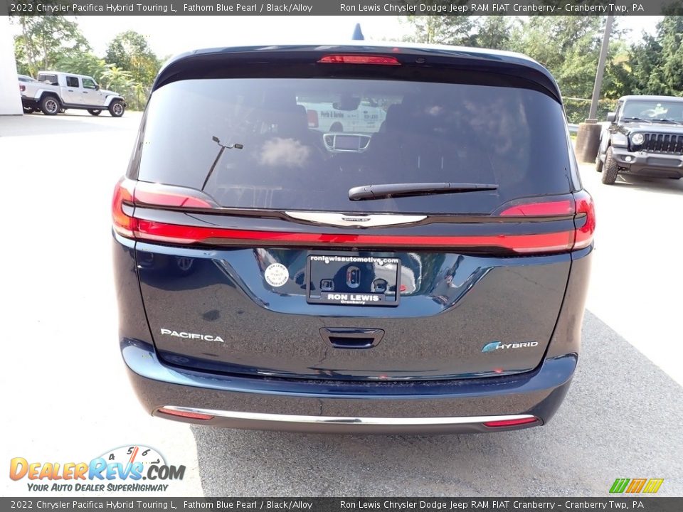 2022 Chrysler Pacifica Hybrid Touring L Fathom Blue Pearl / Black/Alloy Photo #4