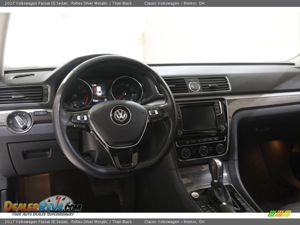 Dashboard of 2017 Volkswagen Passat SE Sedan Photo #6