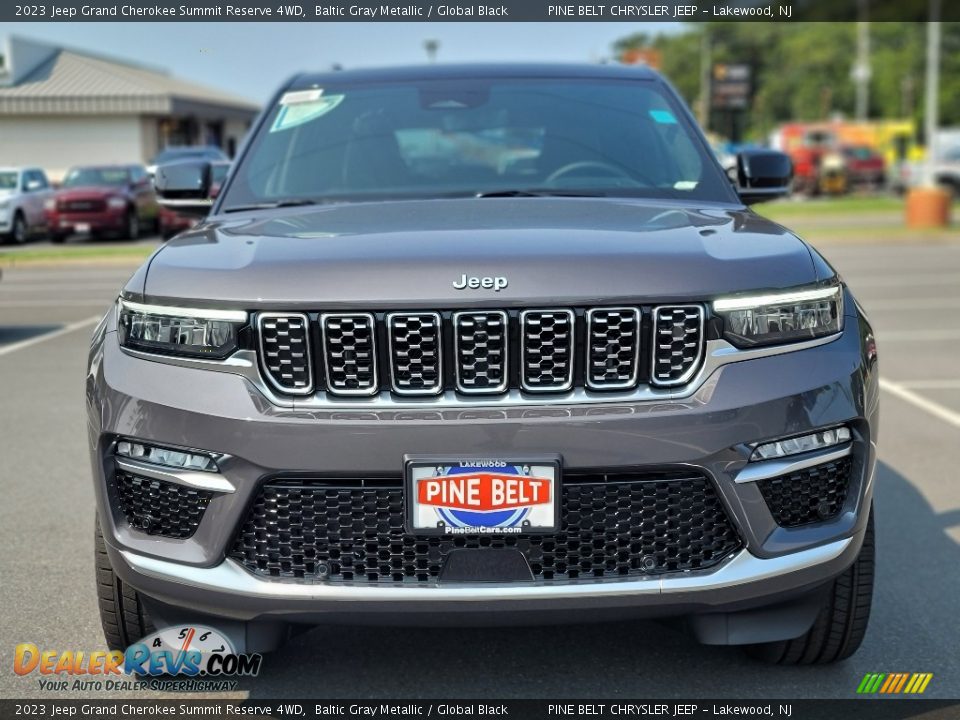 2023 Jeep Grand Cherokee Summit Reserve 4WD Baltic Gray Metallic / Global Black Photo #2