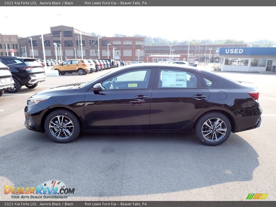 2023 Kia Forte LXS Aurora Black / Black Photo #5