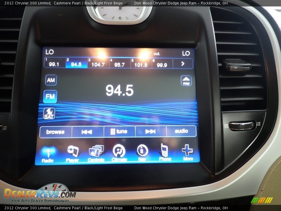 2012 Chrysler 300 Limited Cashmere Pearl / Black/Light Frost Beige Photo #5
