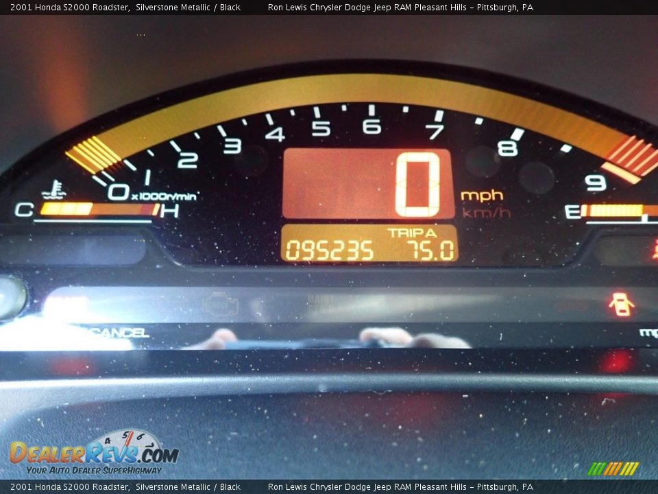 2001 Honda S2000 Roadster Silverstone Metallic / Black Photo #20