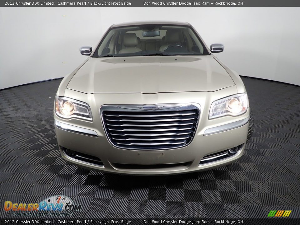 2012 Chrysler 300 Limited Cashmere Pearl / Black/Light Frost Beige Photo #7