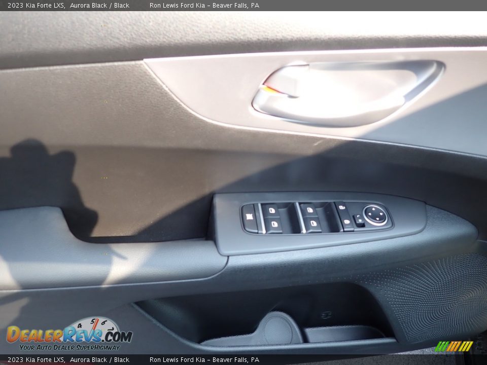 2023 Kia Forte LXS Aurora Black / Black Photo #15