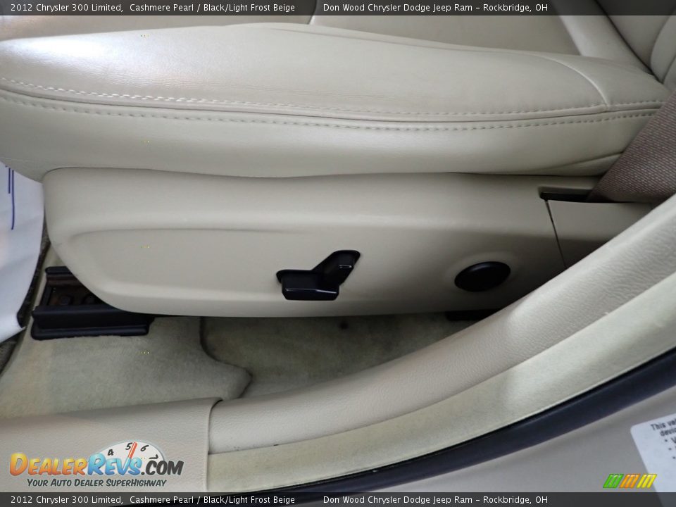 2012 Chrysler 300 Limited Cashmere Pearl / Black/Light Frost Beige Photo #16